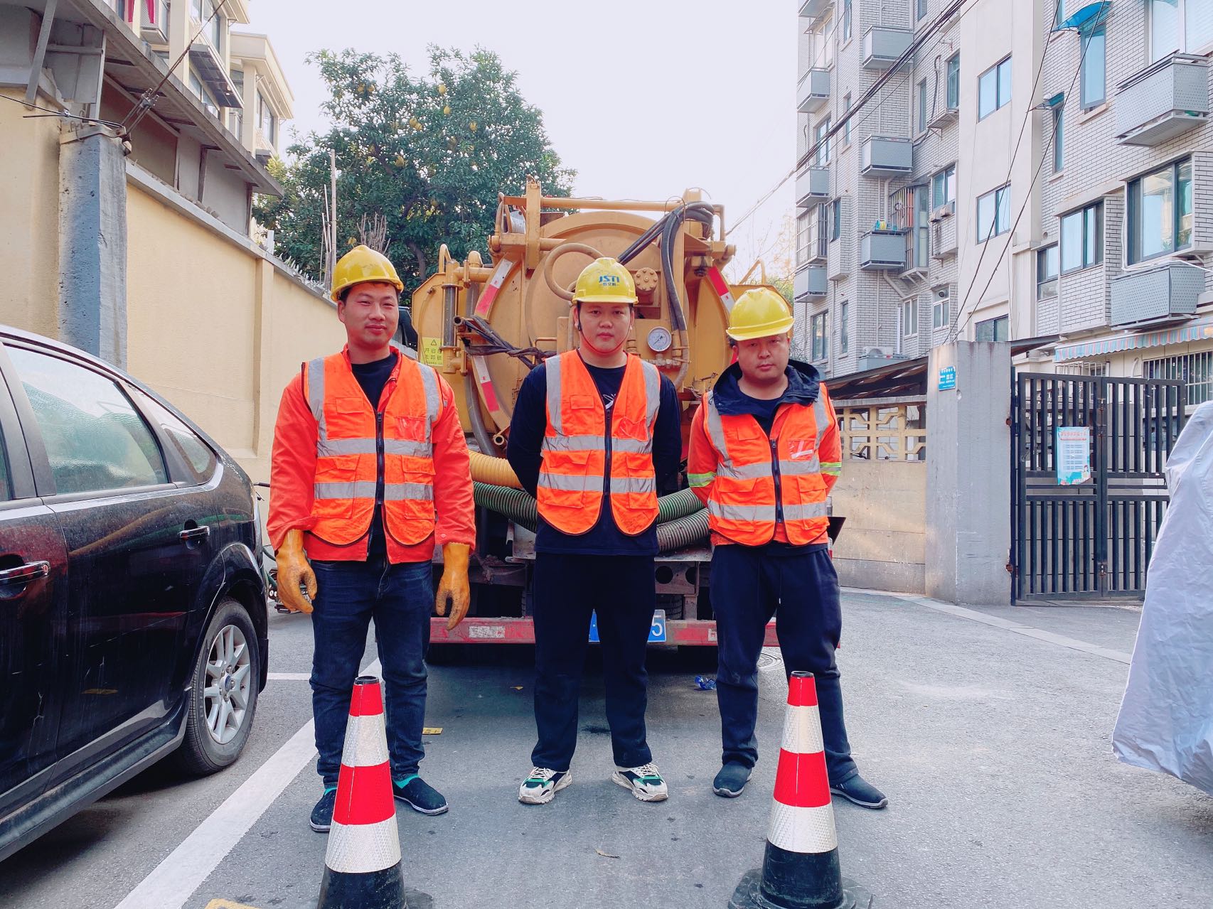 迈皋桥南京某小区管道清淤检测施工