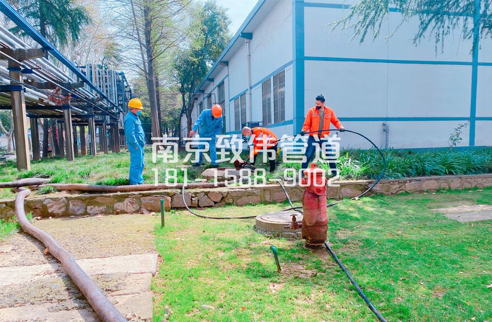 360迈皋桥石化工厂管道清洗